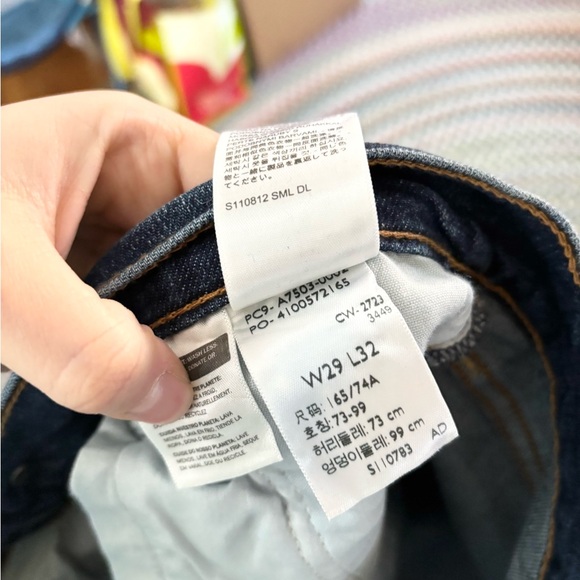 Levi’s ribcage bell jeans size 29 - Picture 6 of 8